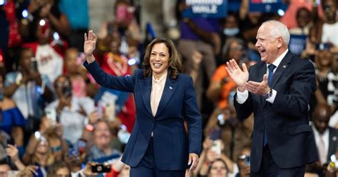 black women for kamala harris.